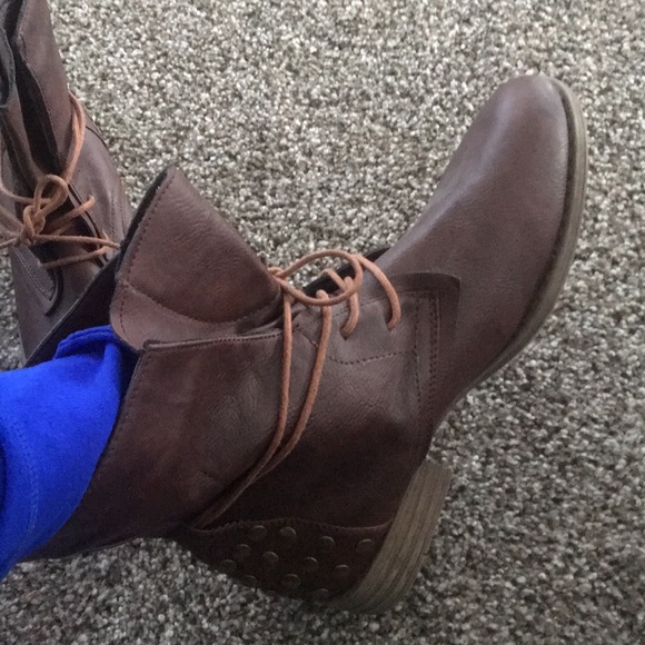 Brinley Co boots - Picture 4 of 7